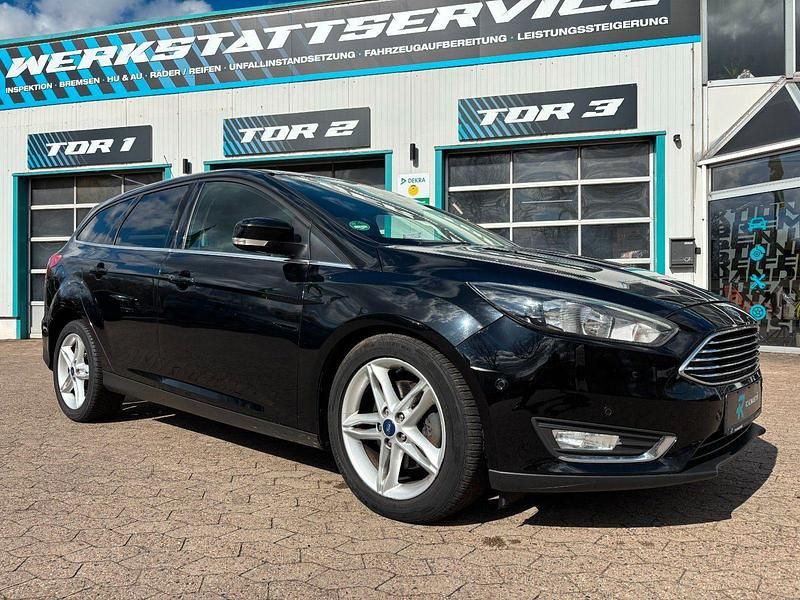 Second-hand Ford Focus Titanium 150 CP (110 kW) 2017 Negru Break