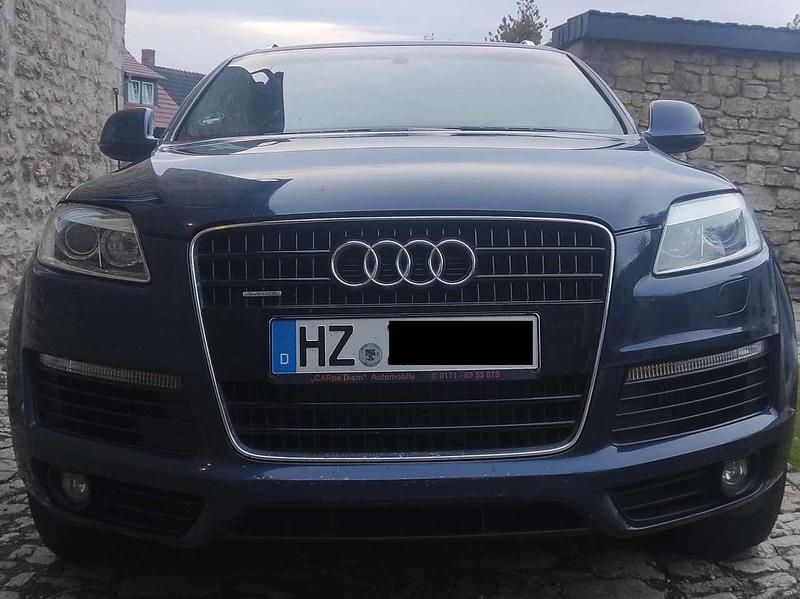 Blau Gebraucht 2007 Audi Q7 S-Line SUV | 7.500 € (Guter Preis) - Bild 1/4