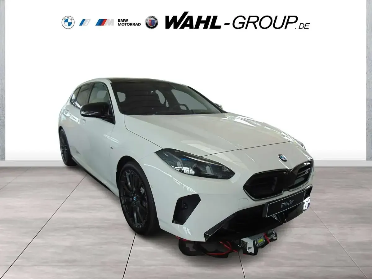 Gebraucht BMW M135 M Sport 300 PS (220 kW) 2025 Weiß Kleinwagen