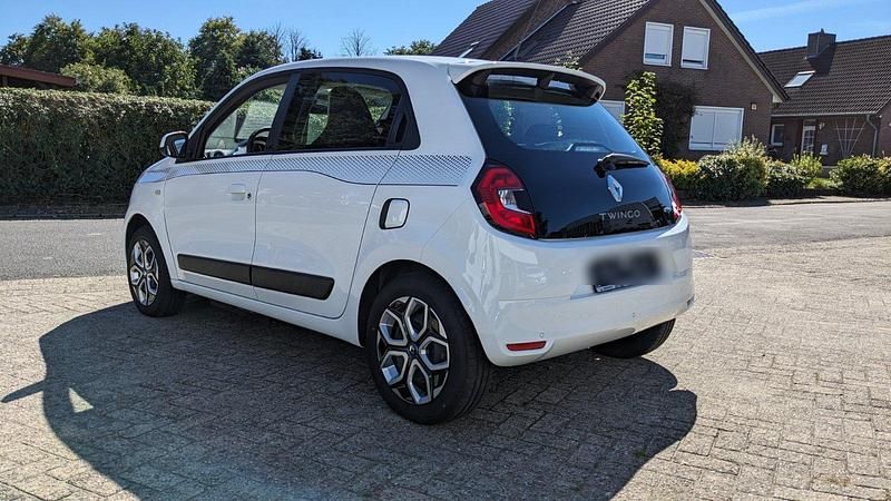 Gebraucht Renault Twingo Zen 60 kW (82 PS) 2021 Weiß Kleinwagen