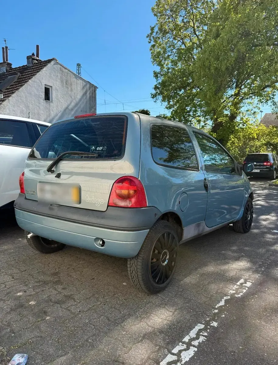 Second-hand Renault Twingo 58 CP (42 kW) 2003 Albastru Hatchback