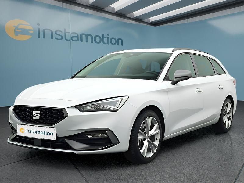 Weiß Gebraucht 2024 Seat Leon ST FR Kombi | 27.399 € (Fairer Preis) - Bild 1/4