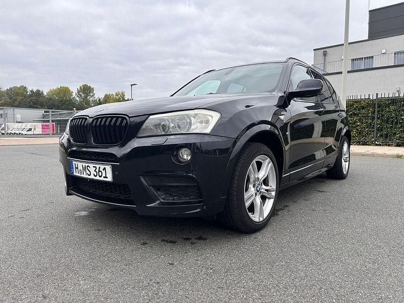 Schwarz Gebraucht 2011 BMW X3 Sport Line SUV | 11.900 € (Fairer Preis) - Bild 1/4