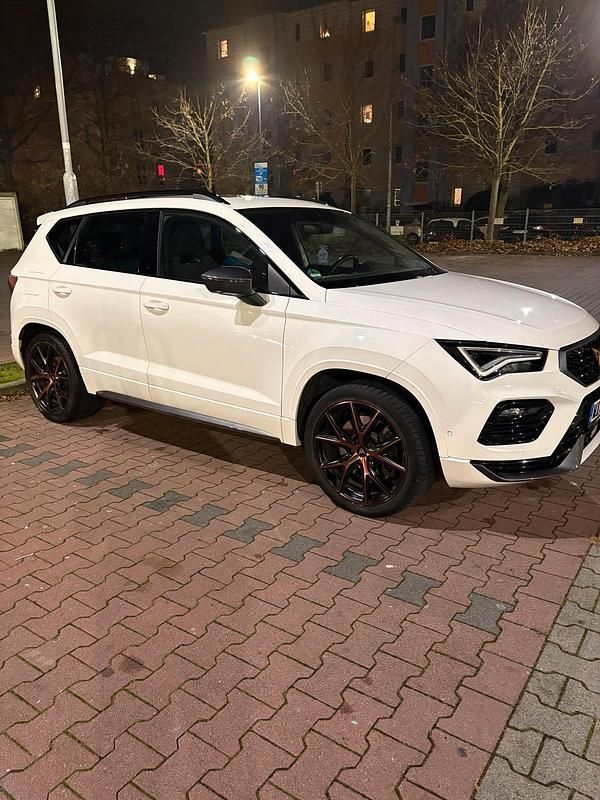 Second-hand Cupra Ateca 300 CP (220 kW) 2022 Alb SUV