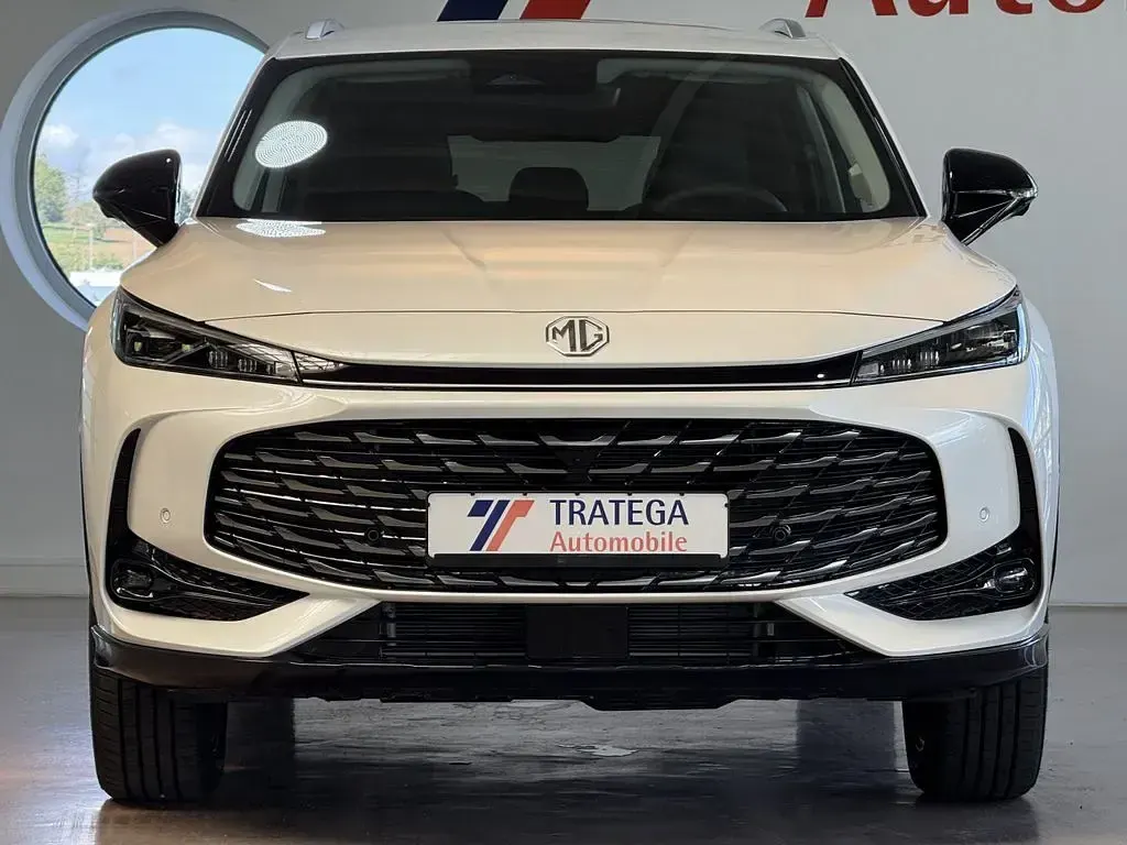 Nowe MG HS Luxury 272 KM (200 kW) 2025 Biały SUV