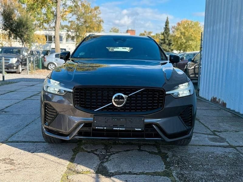 Braun Gebraucht 2021 Volvo XC60 R-Design SUV | 26.900 € (Guter Preis) - Bild 1/4