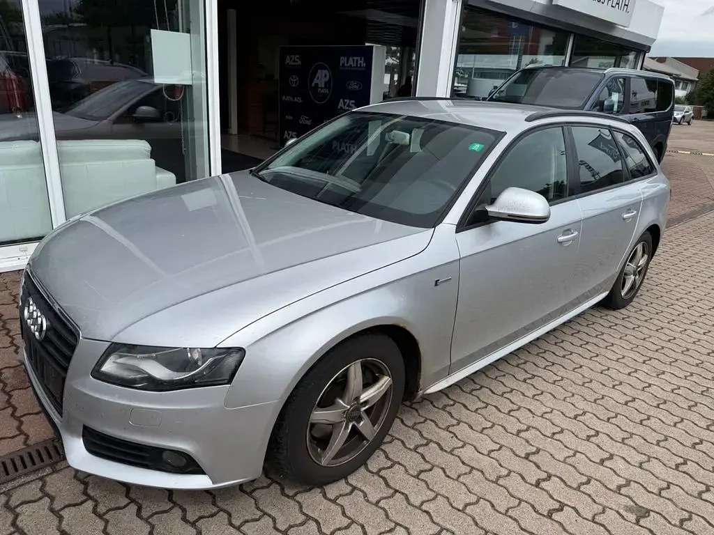 Gebraucht Audi A4 Attraction 160 PS (117 kW) 2009 Silber Kombi
