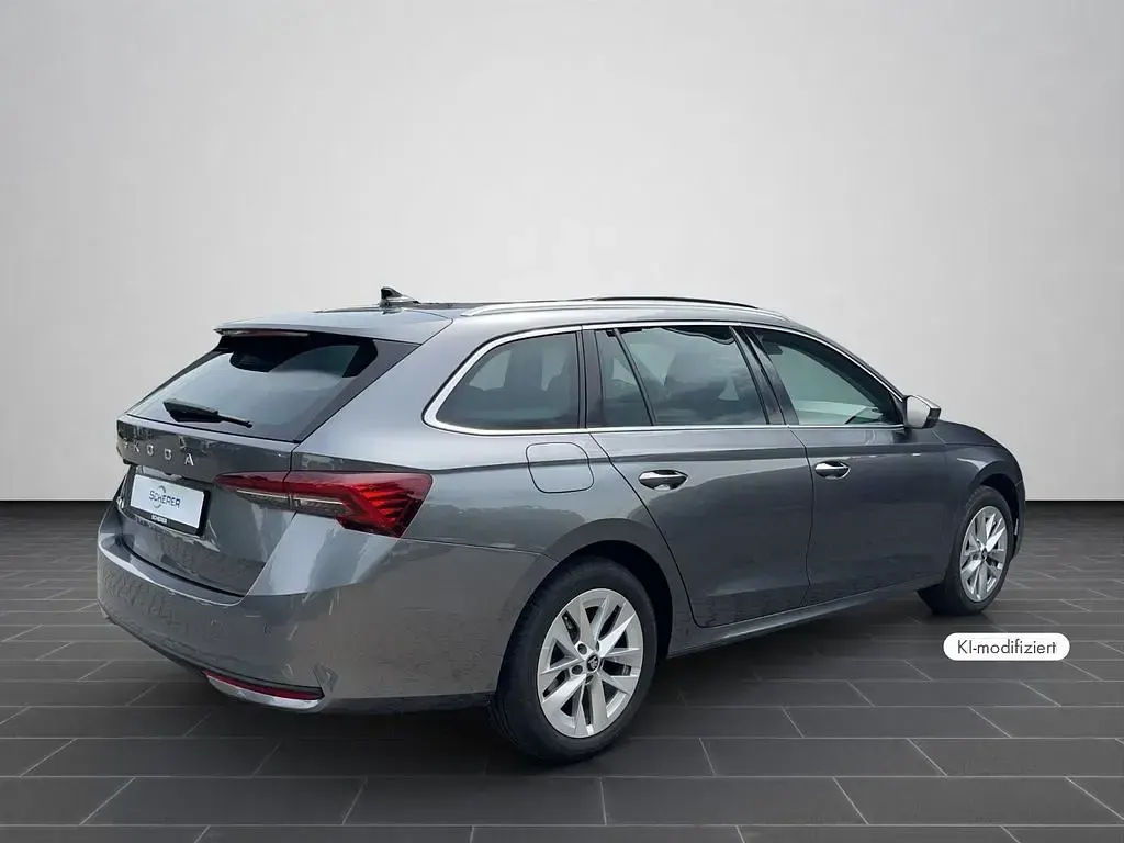 Gebraucht Skoda Octavia Tour 150 PS (110 kW) 2025 Graphitegrau metallic (metallic) Limousine