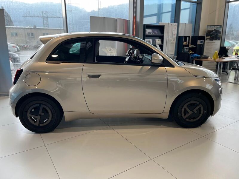 Gebraucht Fiat 500e 86 kW (118 PS) 2025 Beige Kleinwagen