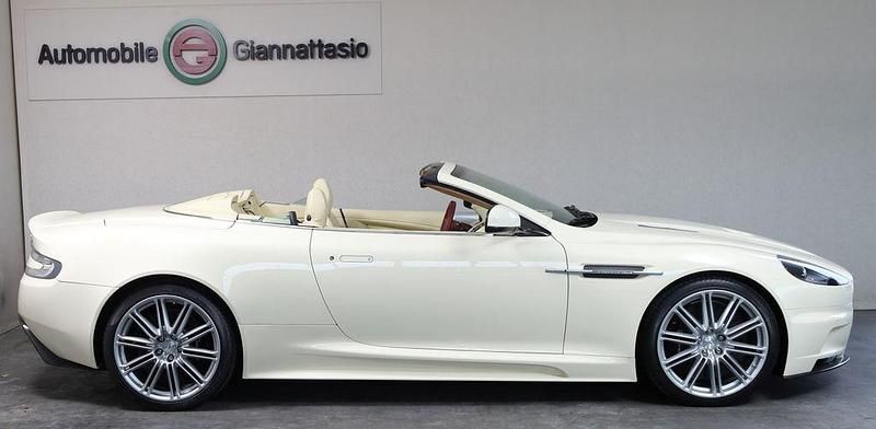 Gebraucht Aston Martin DBS 517 PS (380 kW) 2010 Beige Cabrio