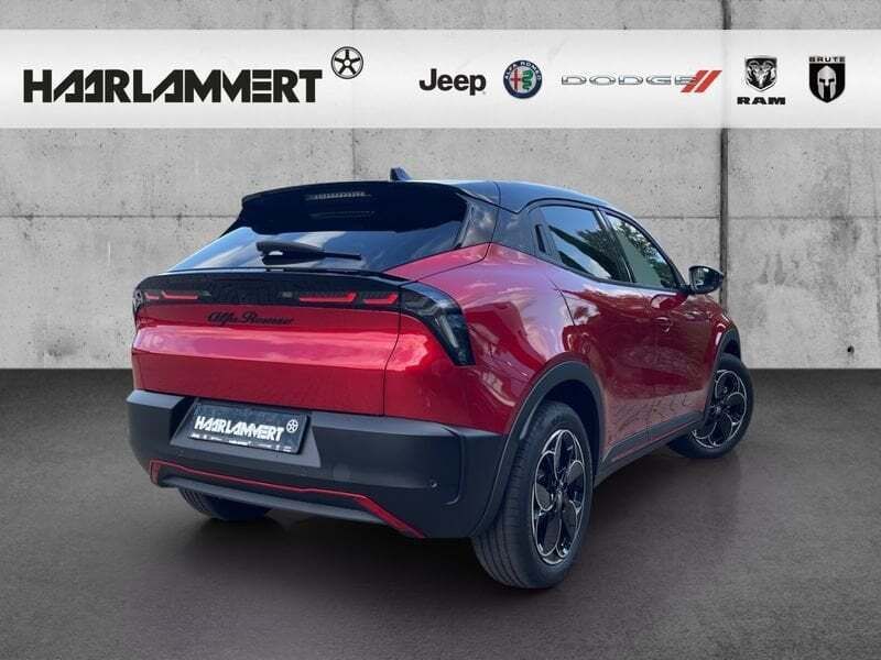 Gebraucht Alfa Romeo Junior Edizione Speciale 114 kW (156 PS) 2024 Rot SUV