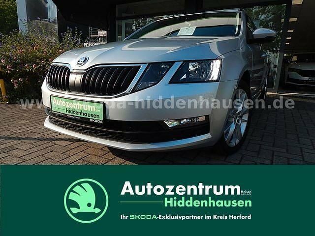 Gebraucht Skoda Octavia Clever 150 PS (110 kW) 2018 Brilliantsilber metallic met.brilliantsilber metallic met. Kombi