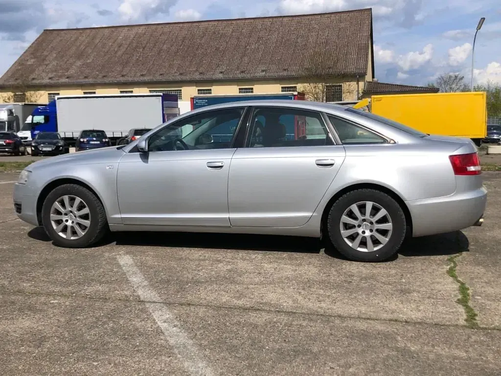 Second-hand Audi A6 177 CP (130 kW) 2005 Argintiu Berlinǎ