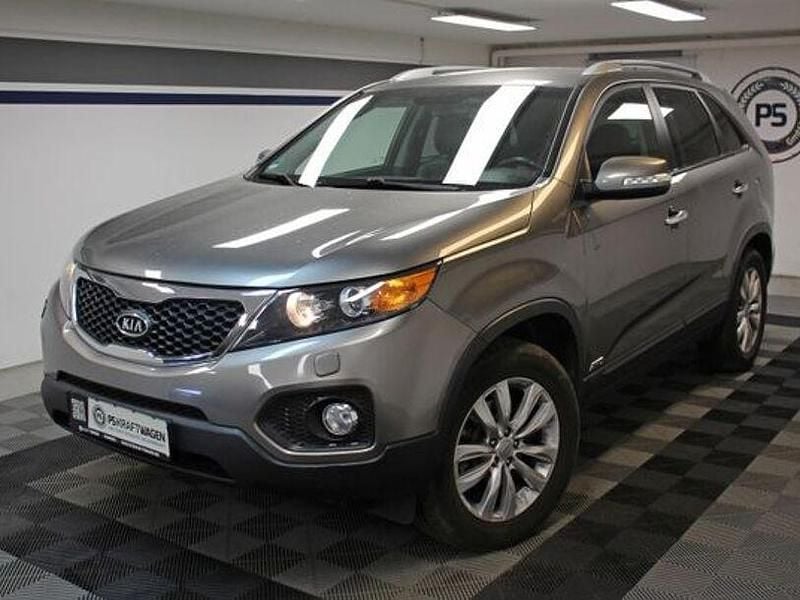 Silber Gebraucht 2012 Kia Sorento SUV | 10.490 € (Fairer Preis) - Bild 1/3