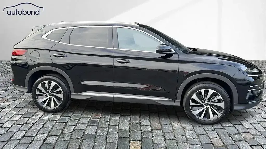 Neu BYD Seal U Boost 218 PS (160 kW) 2026 Schwarz SUV