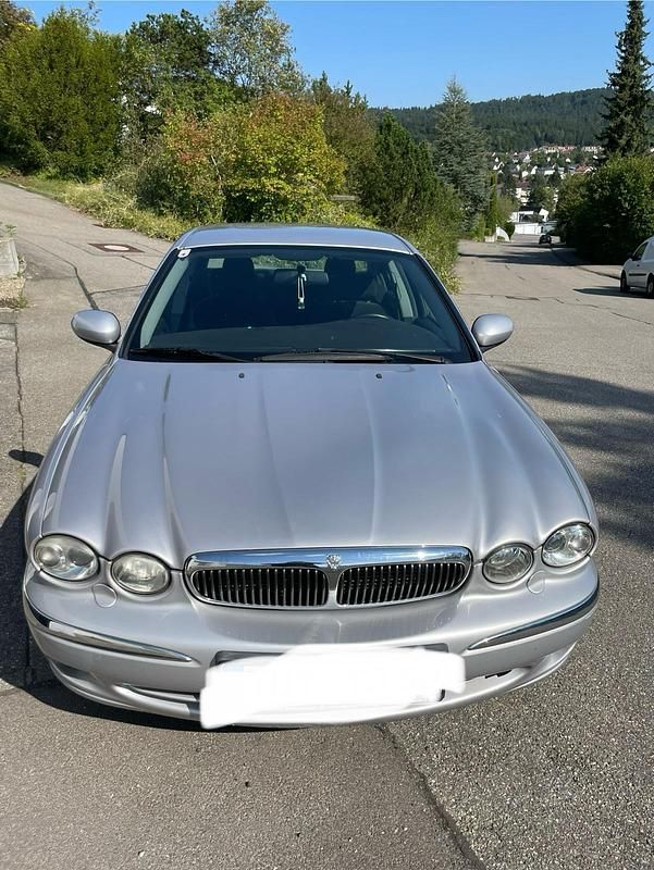 Silber Gebraucht 2001 Jaguar X-type Limousine | 1.750 € (Fairer Preis) - Bild 1/4