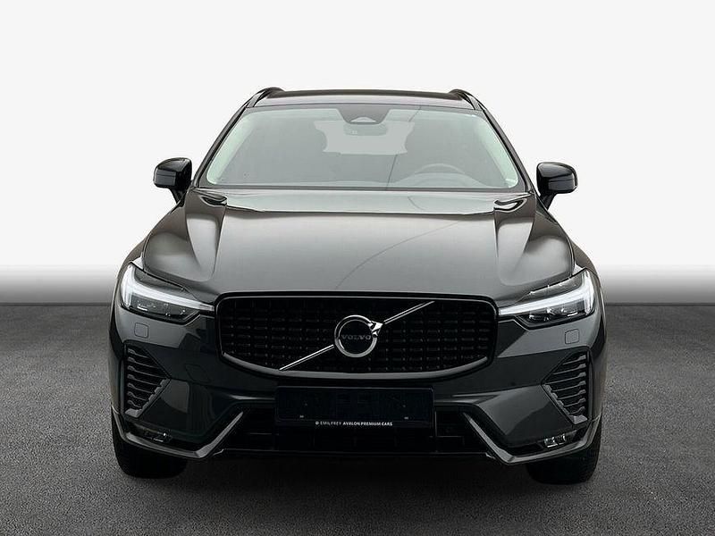 Gebraucht Volvo XC60 Plus 197 PS (144 kW) 2024 Platinum grey metallic SUV