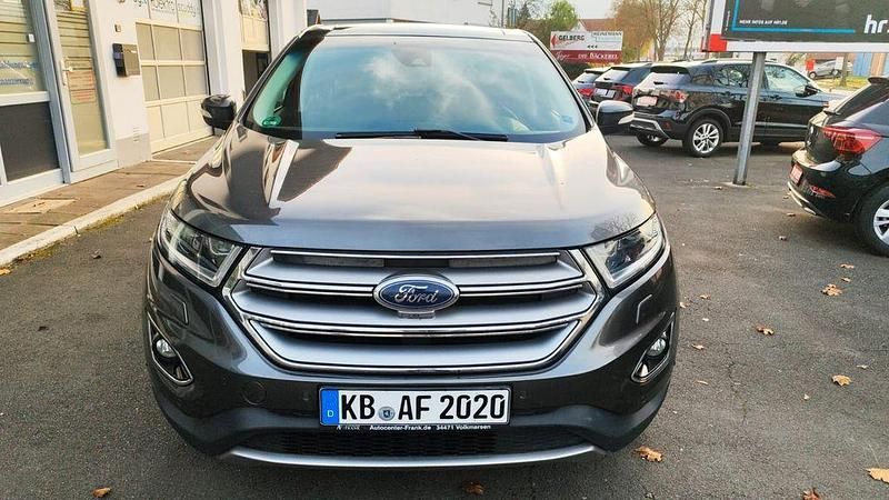 Grau Gebraucht 2017 Ford Edge Titanium SUV | 20.990 € (Etwas zu teuer) - Bild 1/4
