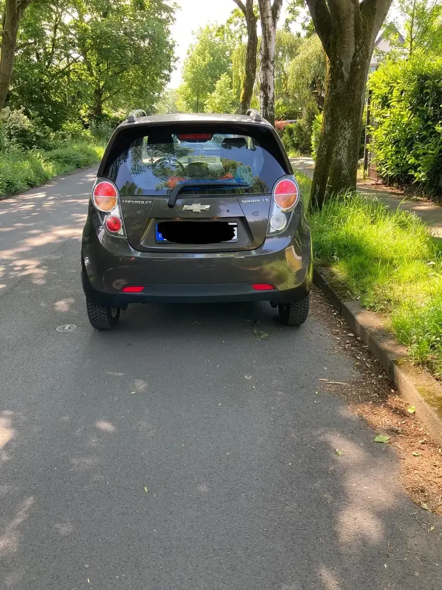 Gebraucht Chevrolet Spark 82 PS (60 kW) 2013 Braun Kleinwagen