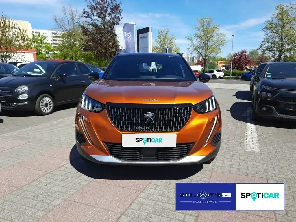 Gebraucht Peugeot 2008 GT 131 PS (96 kW) 2023 Orange SUV