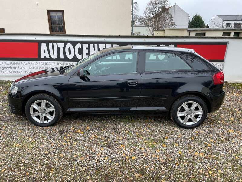 Phantomschwarz perleffekt Gebraucht 2010 Audi A3 Attraction Kleinwagen | 6.500 € (Fairer Preis) - Bild 1/4