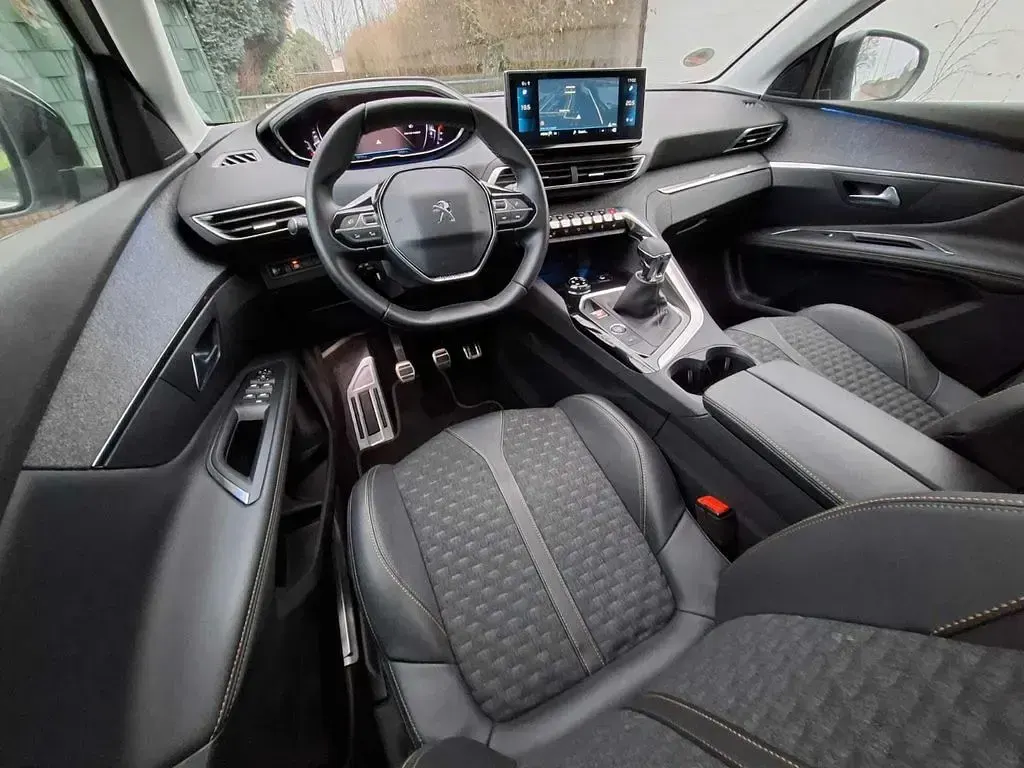Gebraucht Peugeot 3008 Allure 131 PS (96 kW) 2022 Weiß SUV