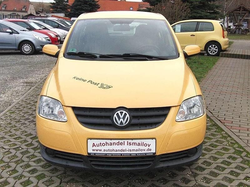 Second-hand VW Fox 54 CP (39 kW) 2007 Galben Hatchback