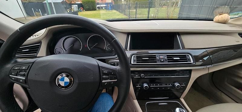 Gebraucht BMW 750 Performance 450 PS (330 kW) 2013 Schwarz Limousine