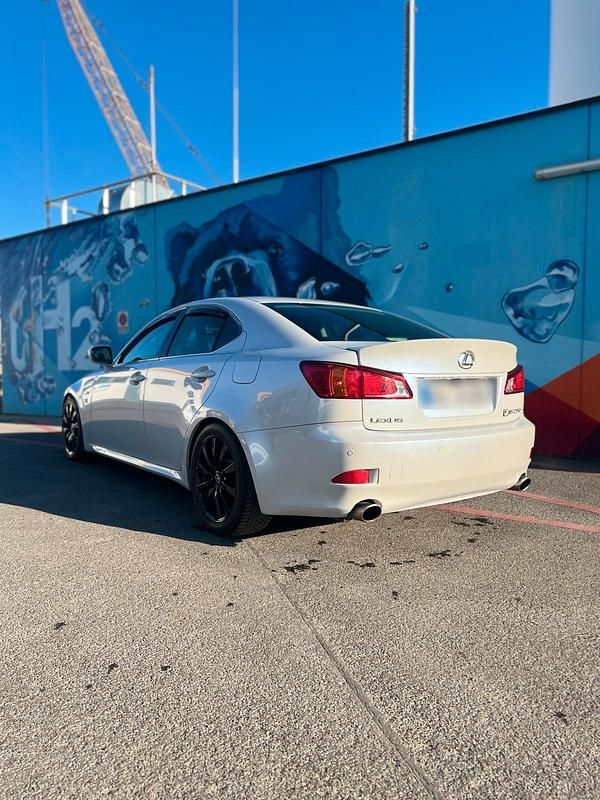Gebraucht Lexus IS250 208 PS (152 kW) 2006 Weiß Limousine