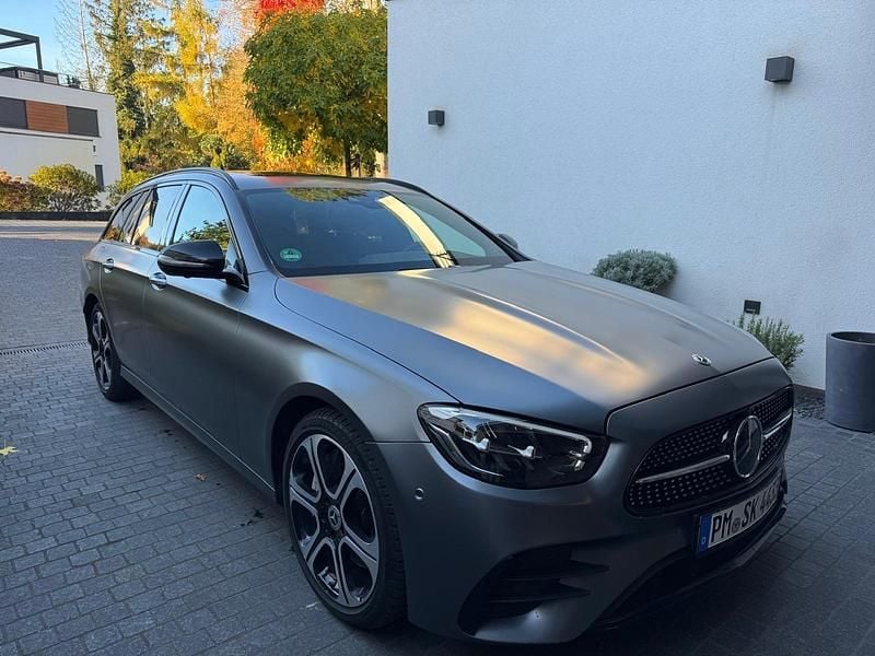 Gebraucht Mercedes E450 380 PS (279 kW) 2022 Grau Kombi