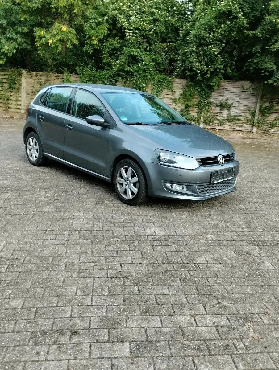 Gebraucht VW Polo 105 PS (77 kW) 2010 Grau Kleinwagen