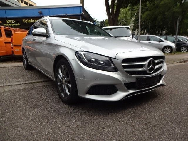 Silber Gebraucht 2014 Mercedes C220 Limousine | 9.999 € (Superpreis) - Bild 1/4