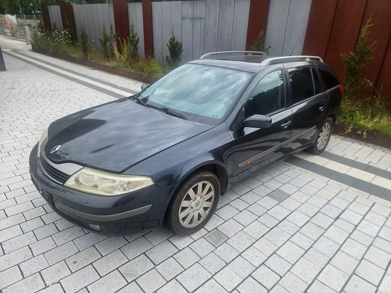 Blau Gebraucht 2002 Renault Laguna II Kombi | 299 € (Superpreis) - Bild 1/4