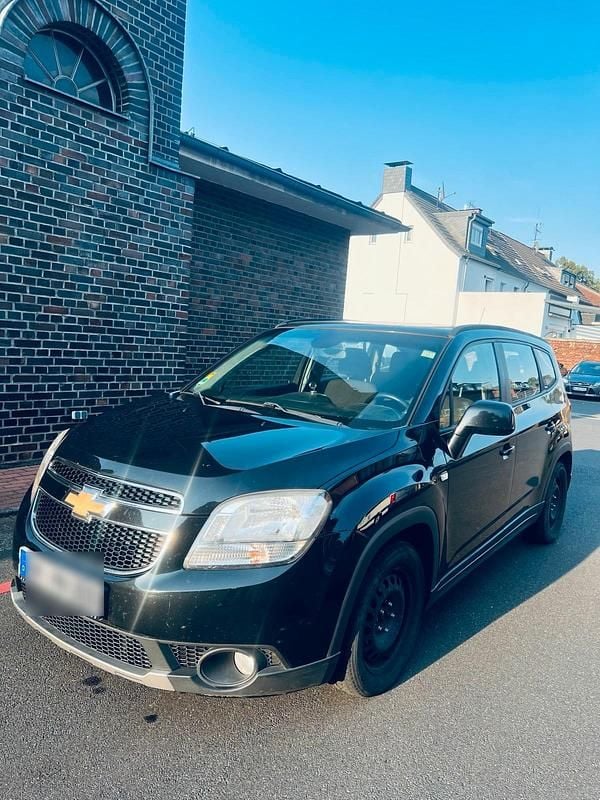 Schwarz Gebraucht 2012 Chevrolet Orlando Limousine | 2.900 € (Superpreis) - Bild 1/4