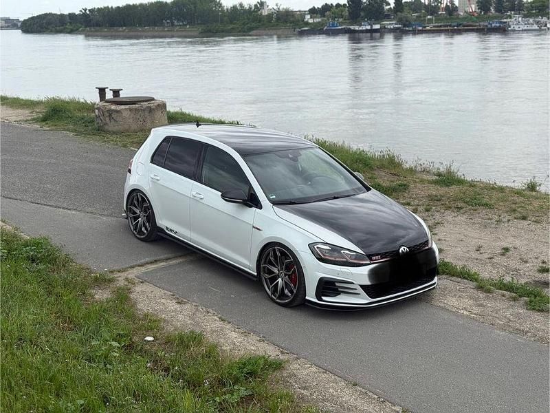 Gebraucht VW Golf VIII GTI 349 PS (256 kW) 2020 Weiß Limousine