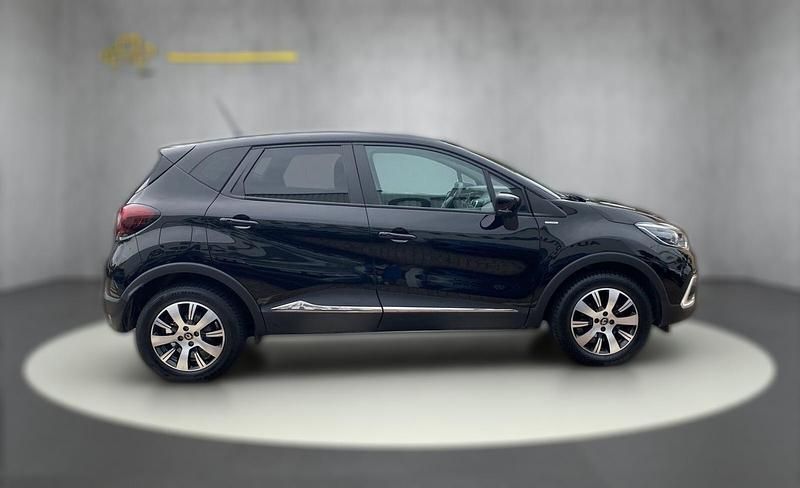 Gebraucht Renault Captur LIMITED Deluxe 90 PS (66 kW) 2019 Schwarz metallic SUV