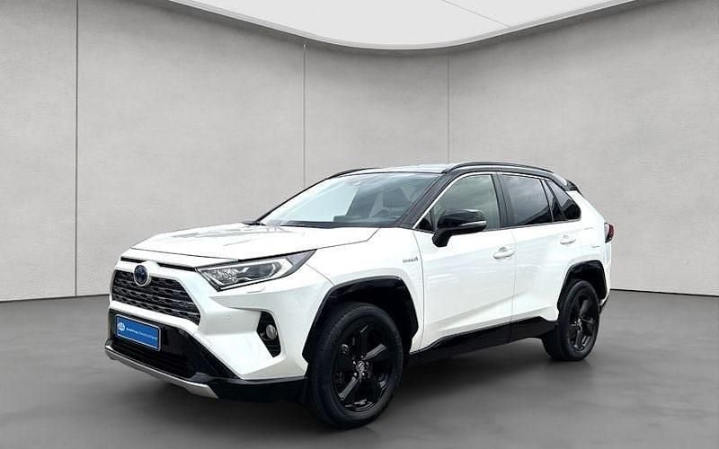 Weiß Gebraucht 2019 Toyota RAV4 Hybrid Style SUV | 29.450 € (Guter Preis) - Bild 1/4