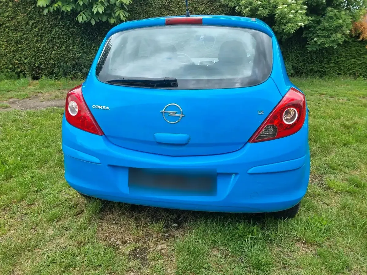 Usata Opel Corsa 80 CV (58 kW) 2007 Blu Utilitaria