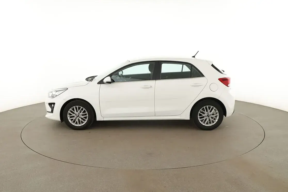 Gebraucht Kia Rio Vision 84 PS (61 kW) 2021 Weiß Kleinwagen