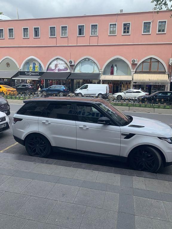 Weiß Gebraucht 2017 Land Rover Range Rover Sport HSE Dynamic SUV | 27.000 € - Bild 1/4