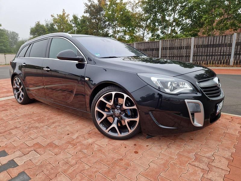 Gebraucht Opel Insignia OPC 325 PS (239 kW) 2015 Schwarz Kombi