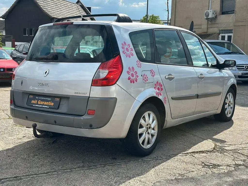 Brugt Renault Scénic II 150 HK (110 kW) 2007 Grå MPV