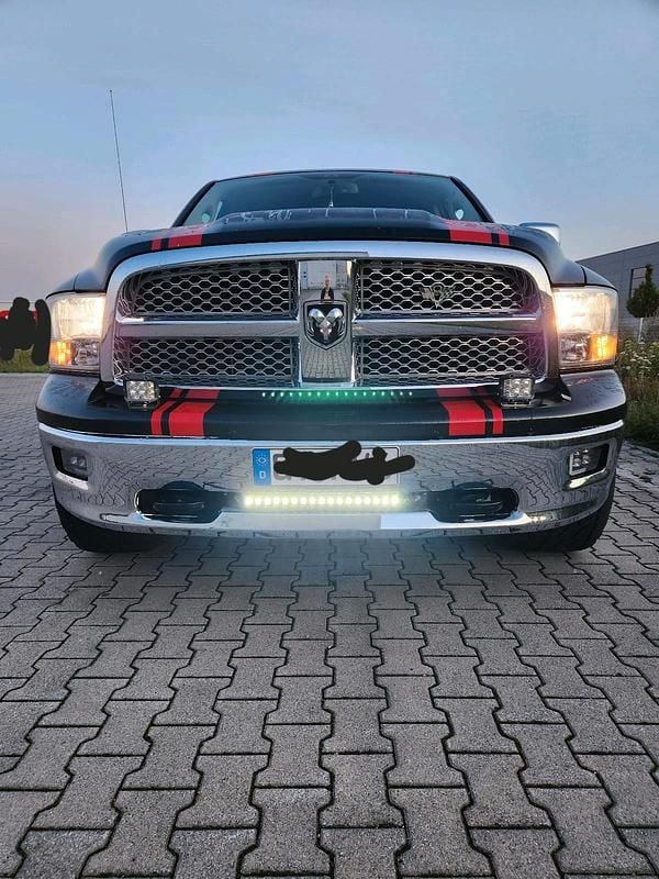 Second-hand Dodge Ram 401 CP (294 kW) 2010 Negru Pickup
