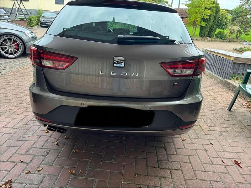 Gebraucht Seat Leon FR 150 PS (110 kW) 2016 Grau Kombi