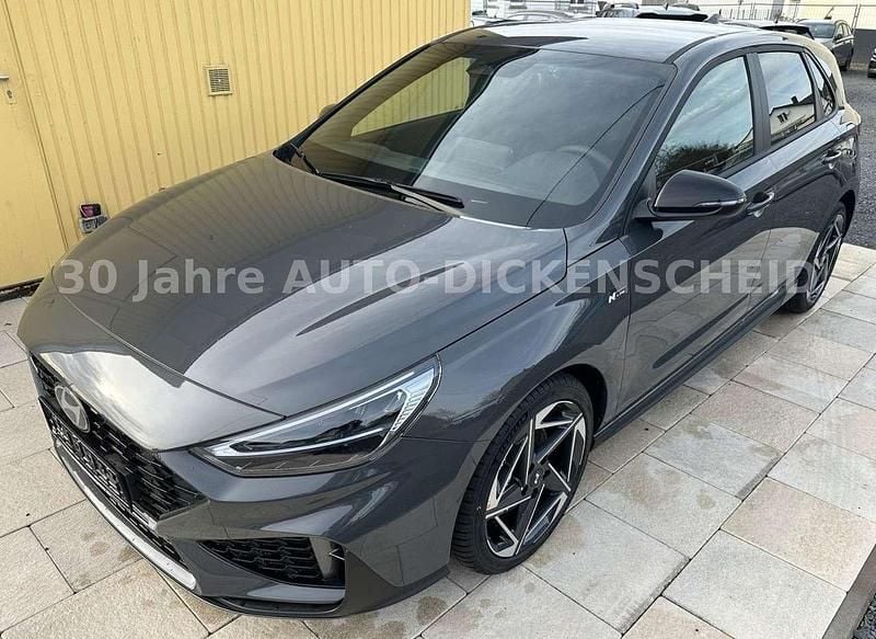 Pe2 ecotronic grey Neu 2025 Hyundai i30 N Line Limousine | 26.349 € (Guter Preis) - Bild 1/4