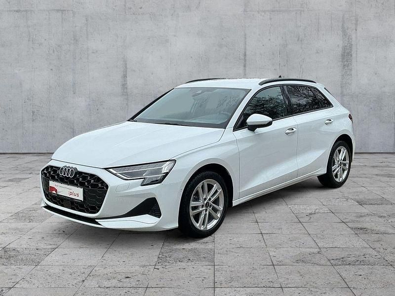 Gebraucht Audi A3 Advanced 116 PS (85 kW) 2025 Gletscherweiß metallic Limousine