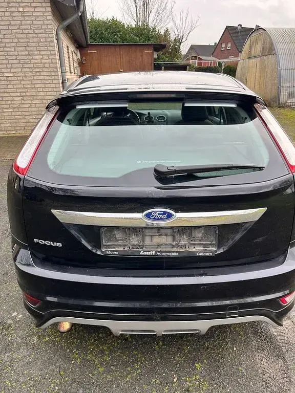 Gebraucht Ford Focus Titanium 125 PS (91 kW) 2009 Schwarz Limousine