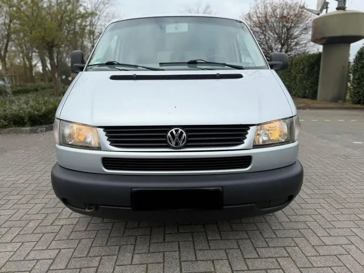 Usado VW T4 102 HP (75 kW) 2002 Prateado Van