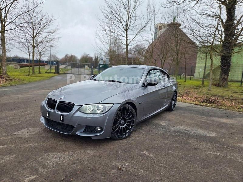 Gebraucht BMW 335 M Sport 306 PS (225 kW) 2012 Grau Coupé