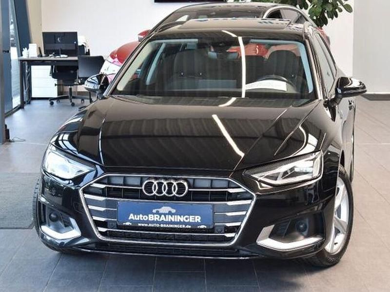 Schwarz Gebraucht 2022 Audi A4 Advanced Kombi | 21.850 € (Guter Preis) - Bild 1/4